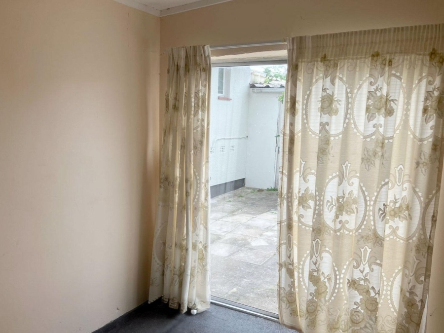 4 Bedroom Property for Sale in Kabega Park Eastern Cape